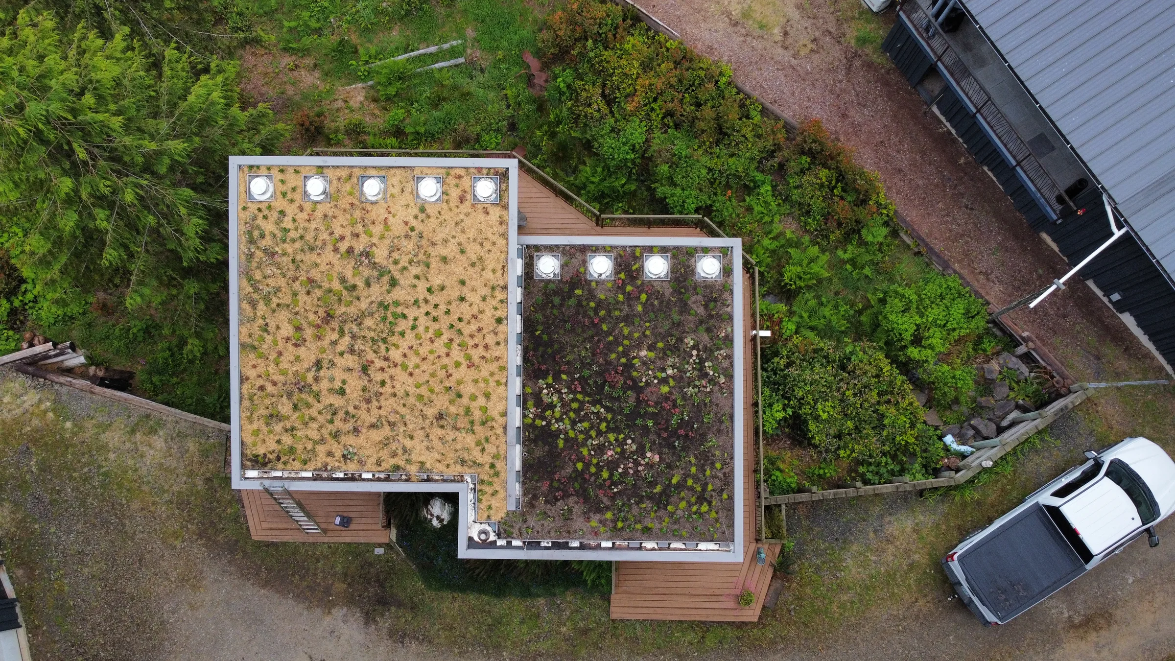 HILLTOP · GREEN ROOF · OVERHEAD · DRONE